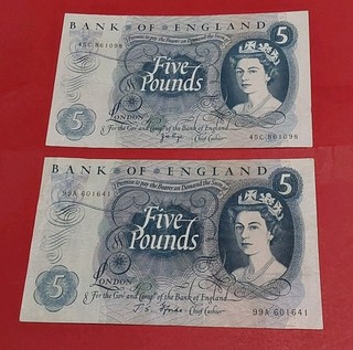 2 x £5 notes vf 1 page 45C 1 fforde 99A