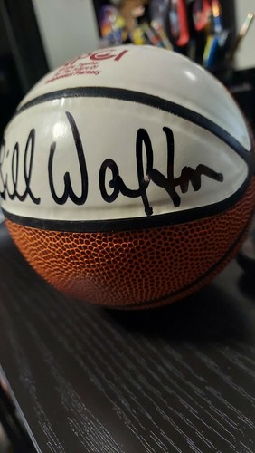 Bill Walton Autographed Mini Basketball - Picture 4 of 6