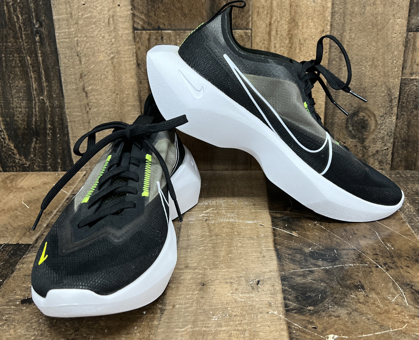 Nike Vista Lite Black/ White Running 