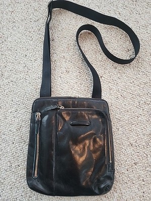 Piquadro Unisex Man Bag Black Crossbody Shoulder Organizer Travel Zip