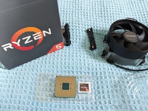 AMD Ryzen 5 2600X 6 Core, 12 Thread 3.6 GHz/4.2 GHz Processor With Wraith Cooler