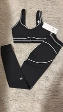 Alo Women's Black  White Bra  Leggings Set S Contrast Trim
