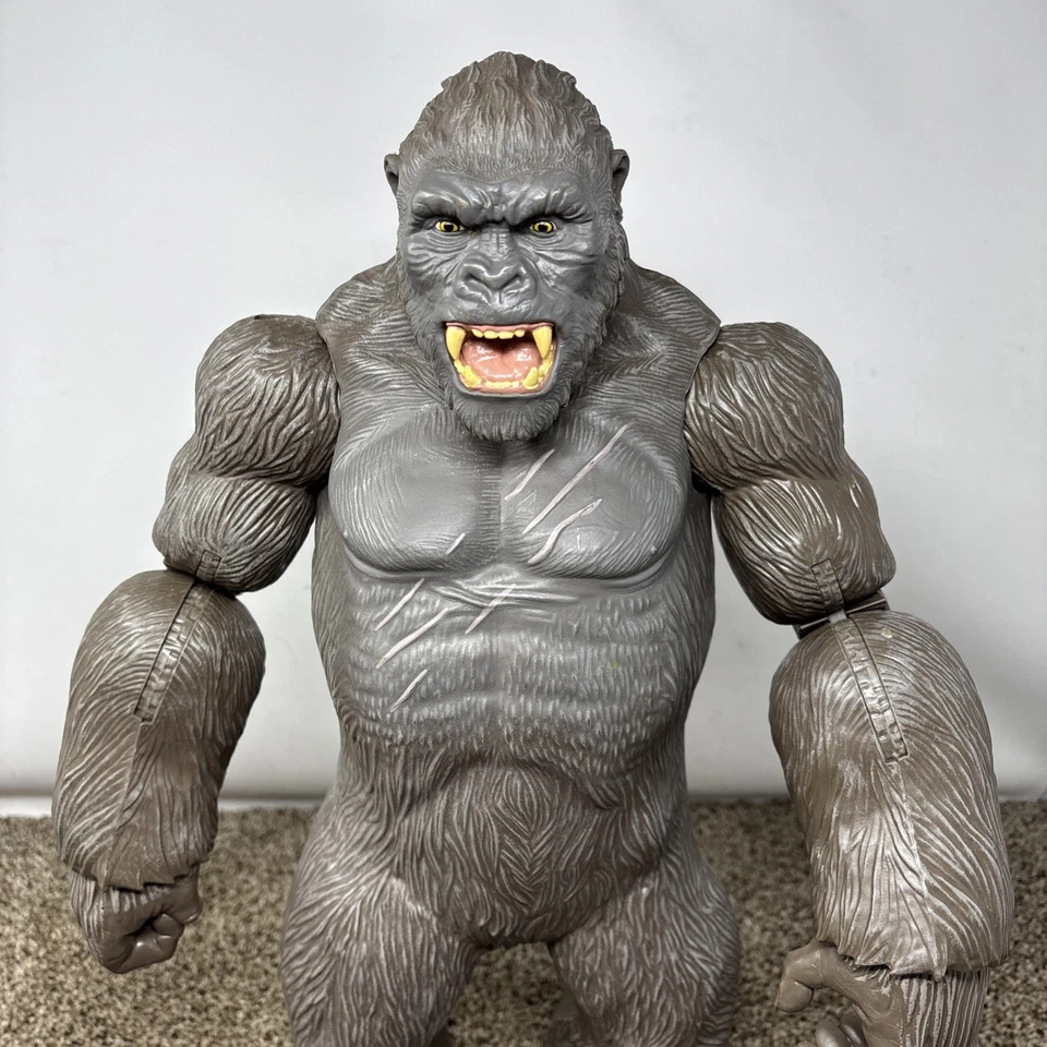 Figura de acción grande King Kong Skull Island 18" 2016 Lanard Giant Posable Toy Foto 2 de 4