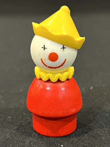 Vintage Original Fisher Price Little People Red Wooden Base Yellow Hat & Collar