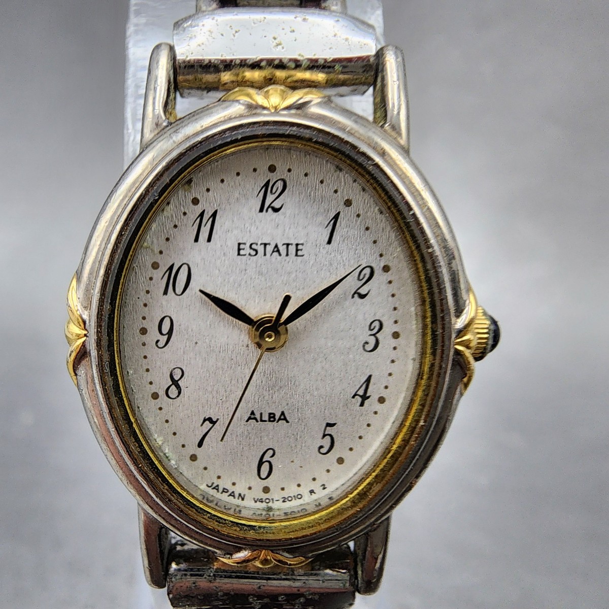 Seiko Alba Estate Watch Women 20mm Silver Dial Two Tone V401-5400