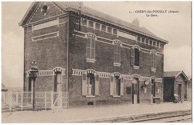 FR02 CHERY LES POUILLY Bahnhof 