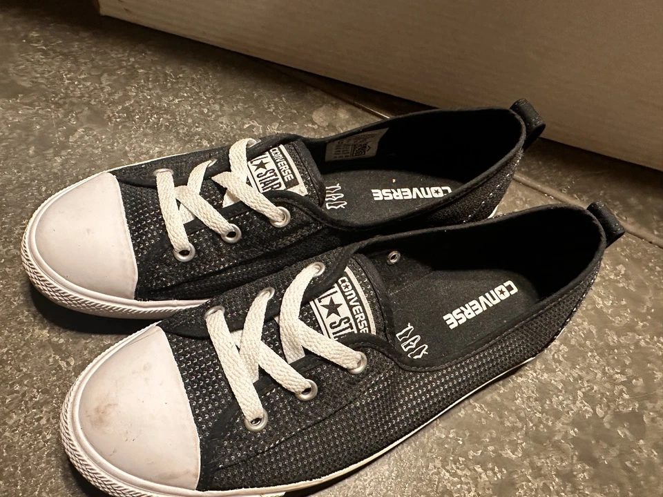 Tenis para mujer Converse Chuck Taylor All Star de encaje de ballet 9,5 de caña baja negras  Foto 3 de 4