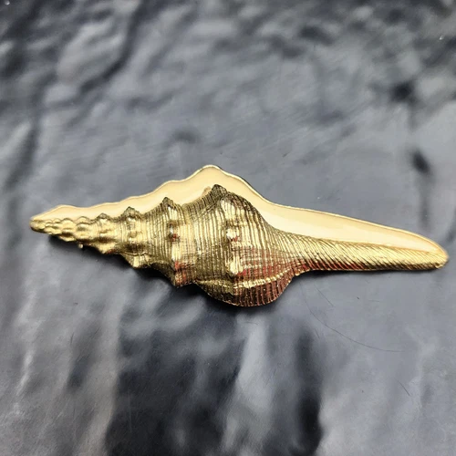 Vintage Trifari Enamel & Gold Shell Brooch Pin Rare Jewelry Gift 🎁✨