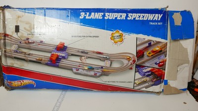 3 lane super speedway