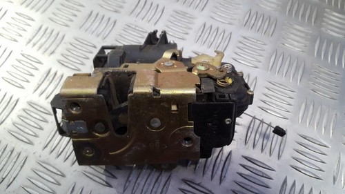 Türschloss Zentralverriegelung Tür Vorne Rechts  Volkswagen Pa DE342035-82