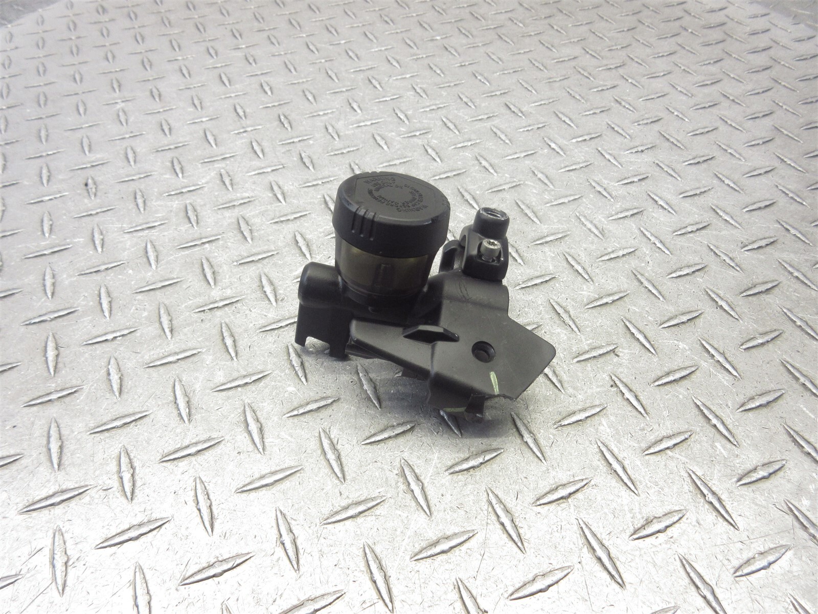 2011 BMW R1200gs Clutch Control Master Cylinder Pump 32727728848  