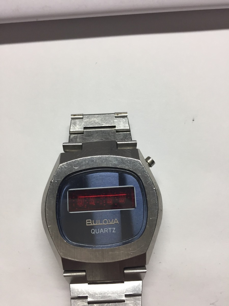 VINTAGE BULOVA HONG KONG #6 STAINLESS STEEL RED LED VINTAGE BULOVA HONG KONG #6 STAINLESS STEEL RED LED