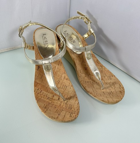 Sandalias Lauren Ralph Lauren para mujer con tacón de cuña y correa al tobillo tono dorado - talla 11 B - Imagen 2 de 9