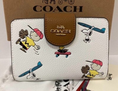 Coach Peanuts Snoopy Charlie Brown Bi-fold Wallet White Outlet