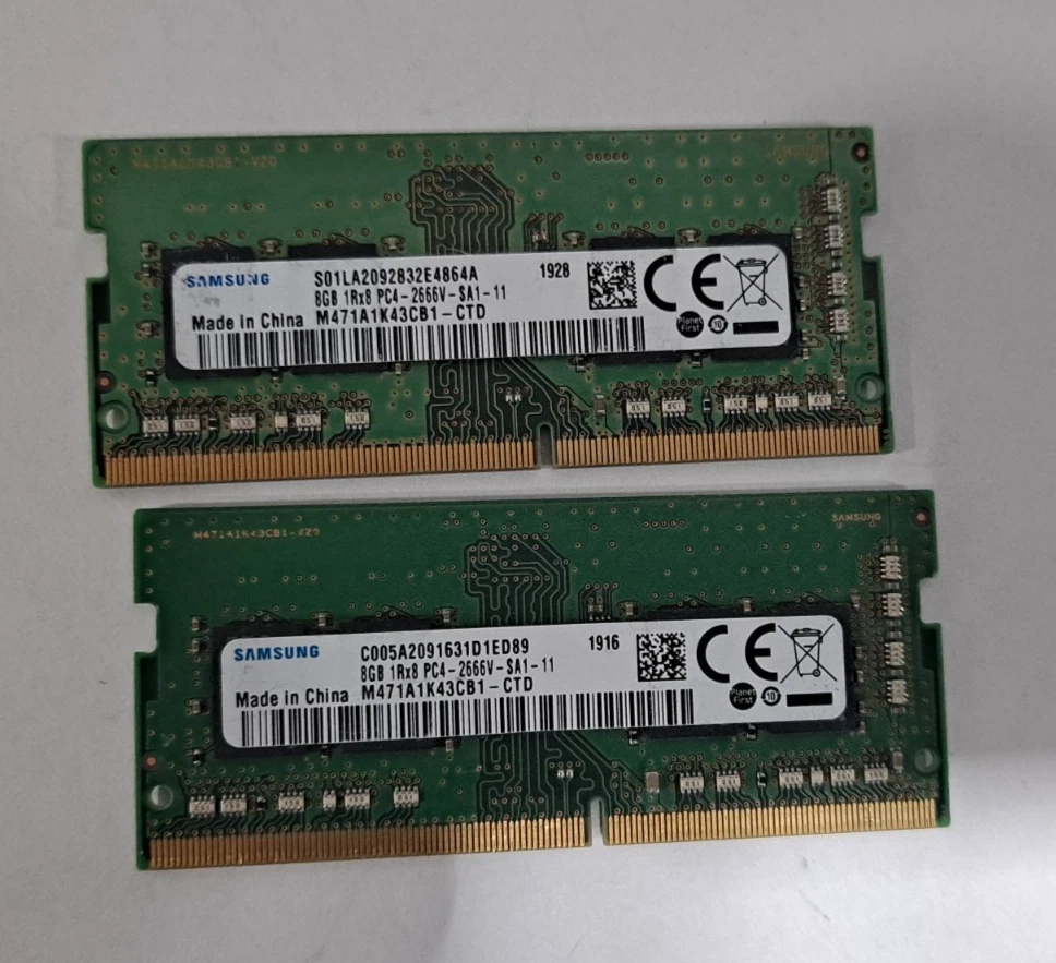 Samsung PC4-17000 (DDR4-2133) Bus Speed Computer RAM 8 GB Capacity