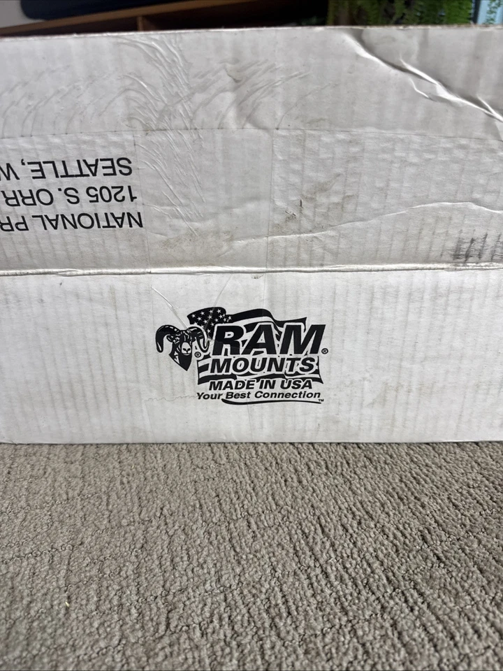 Ram Mounts Vehicle Mount System w Tough Tray No Drill RAM-VB-SW1 NIB Complete - Image 4 of 4