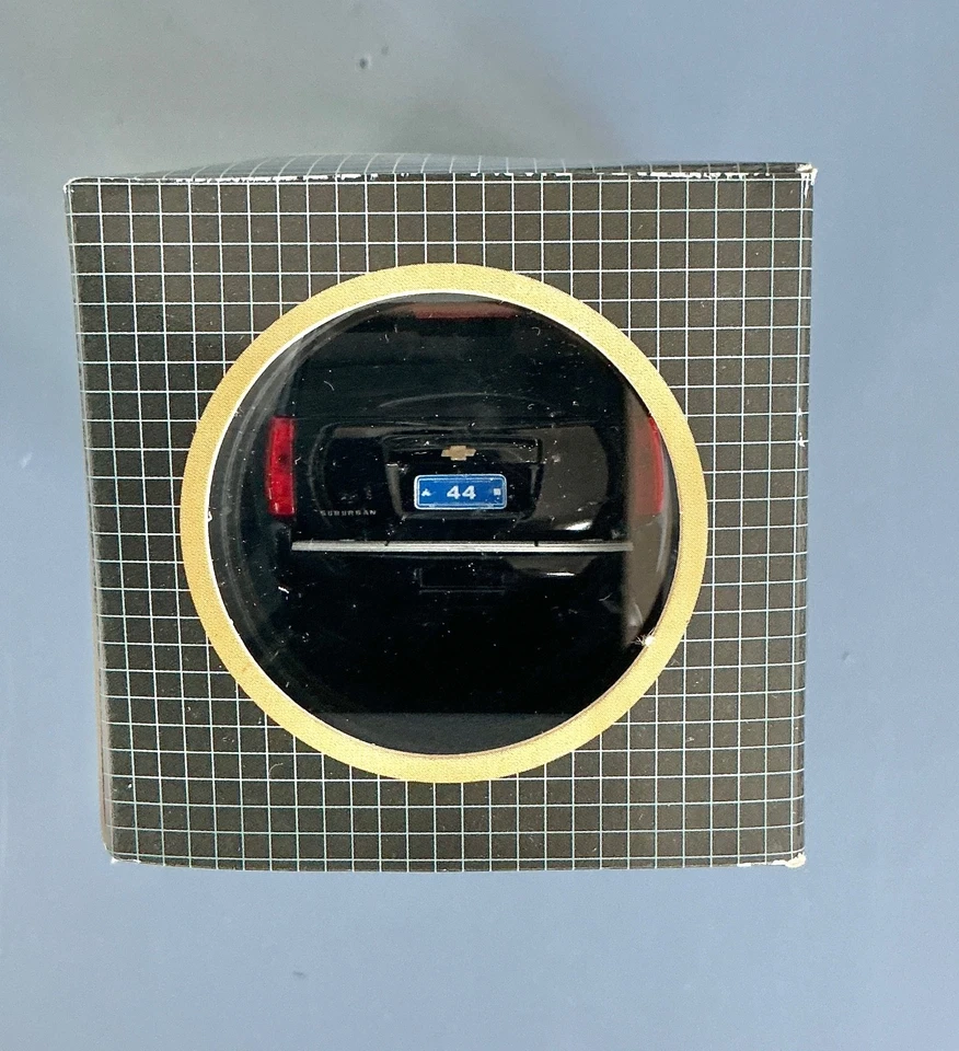 Chevrolet Presidential бронированный пригород 2009-2010 1:43, роскошь литой РЕДКАЯ - Изображение 4 из 4