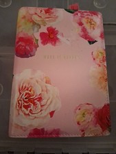 Heidi Swapp Memory Planner Updated 12 Month Planner With Stickers