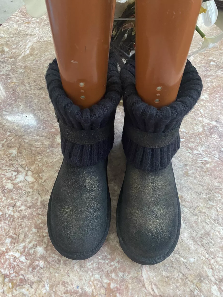 UGG Cambridge S N 1006738 Women s Metallic Black Suede Knit Boots