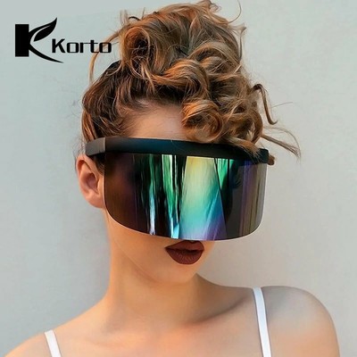 oversized shield visor sunglasses