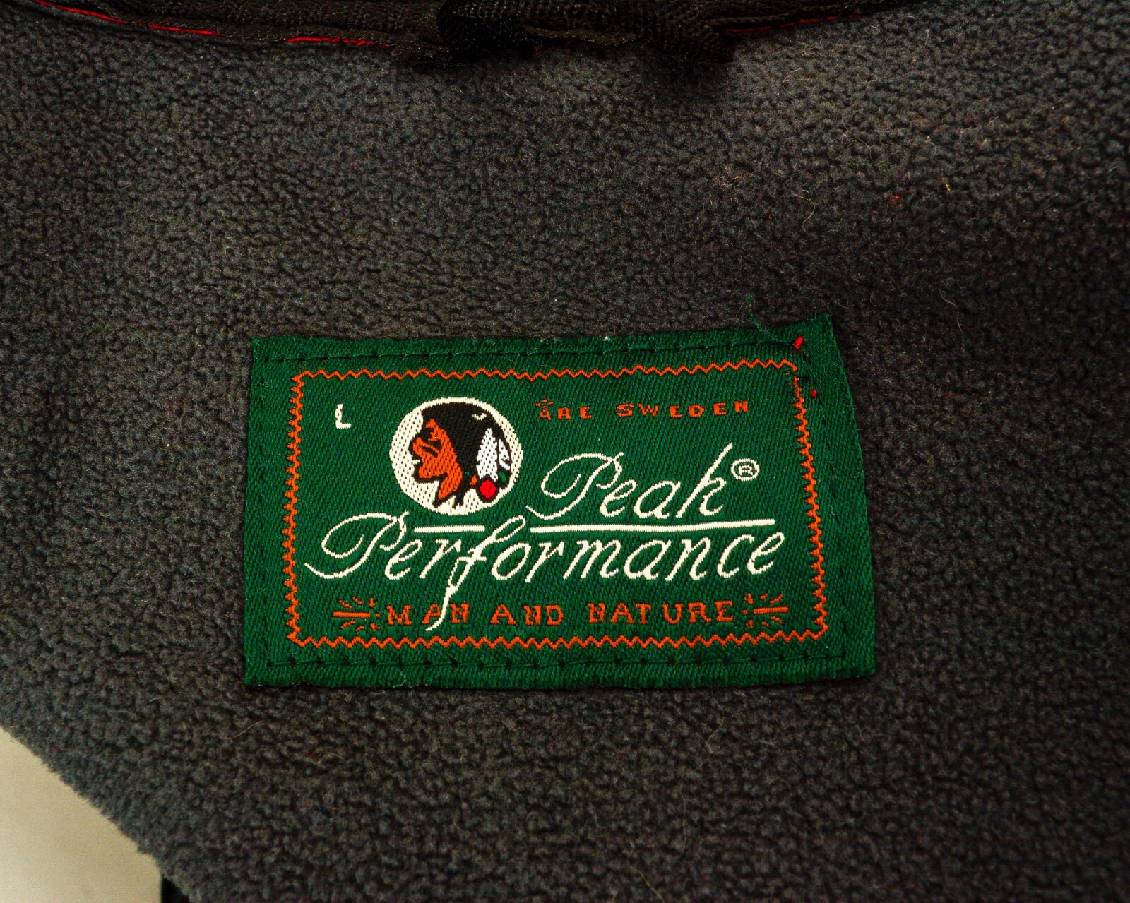 Peak Performance L Womens Softshell Jacket Windpr… - image 4