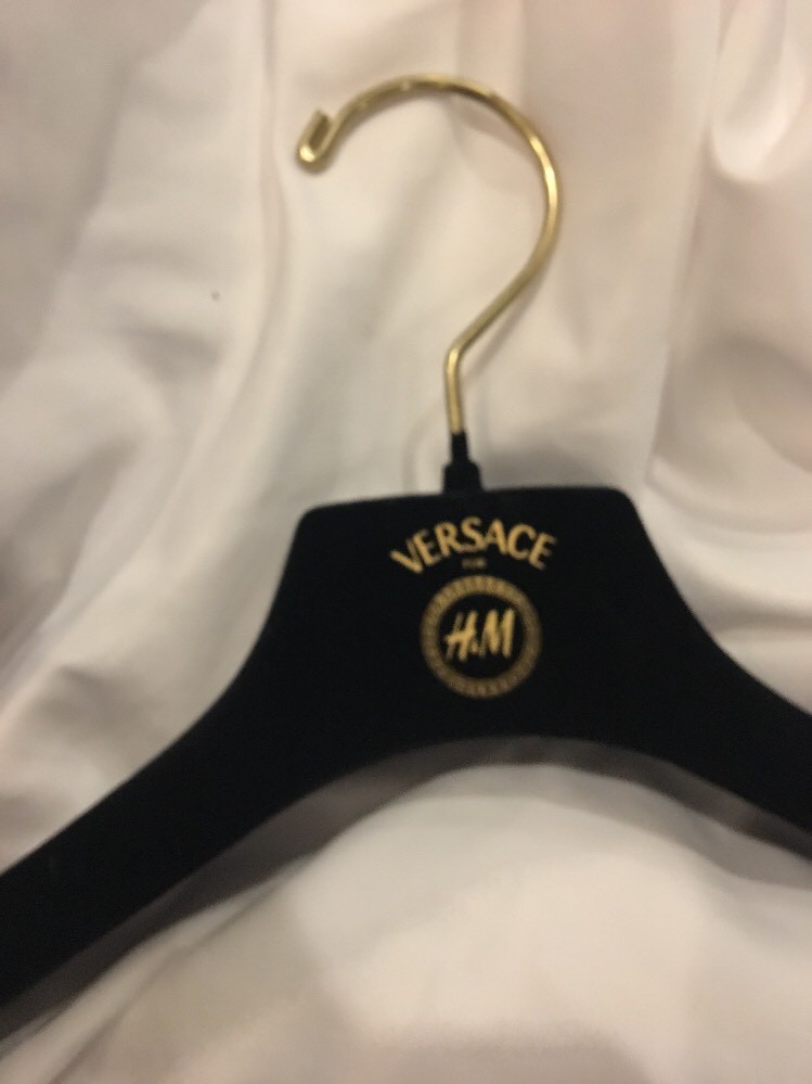 Versace for ☆ガーメントカバー×2 ハンガー×2 セット Black Leather Hard Case w/ Cloth & GiftBox for Versace
