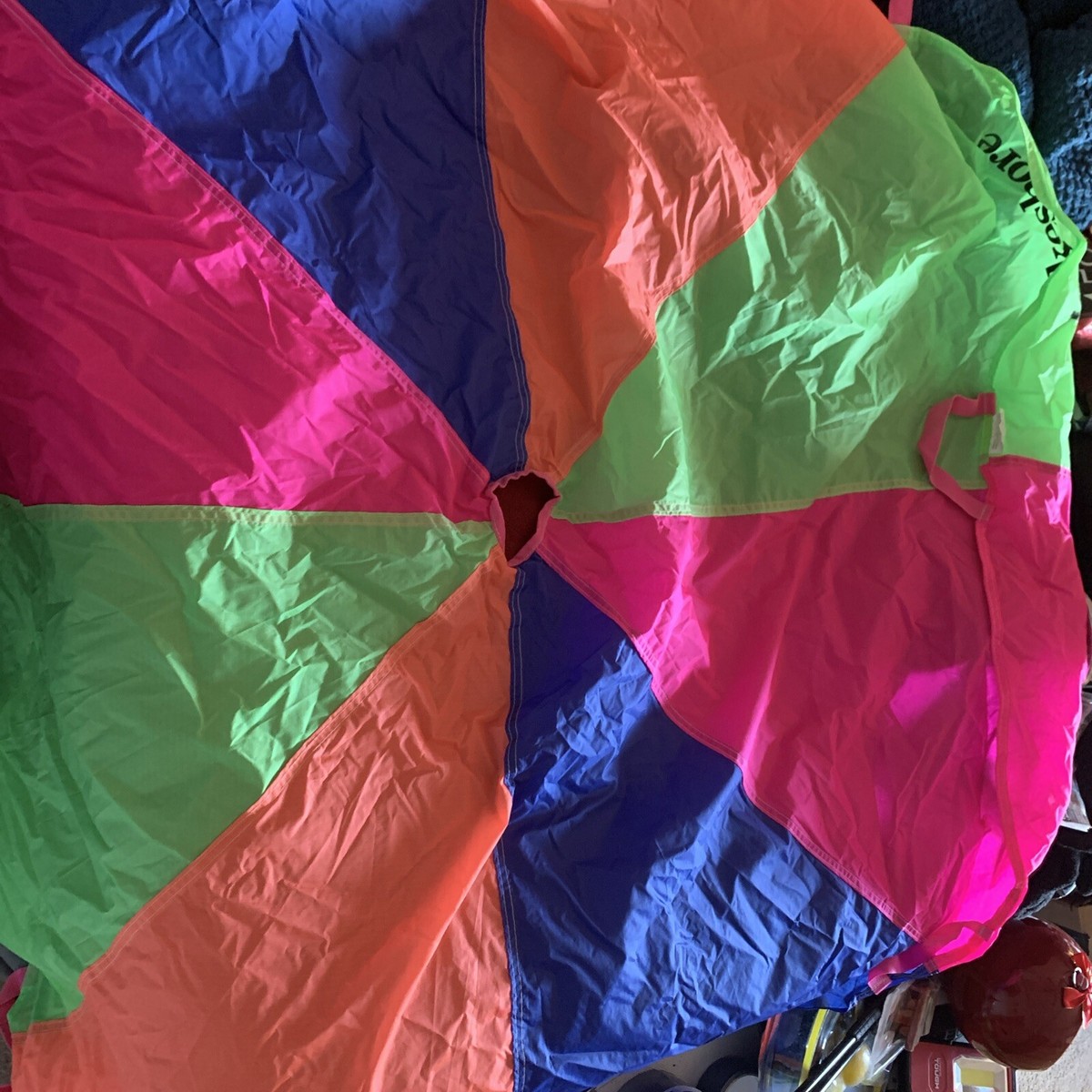 【USA】LakeShore ゲーム用プレイパラシュート6feet キッズ Lakeshore 6 Foot Parachute with Bag Preschool Rainbow Colors