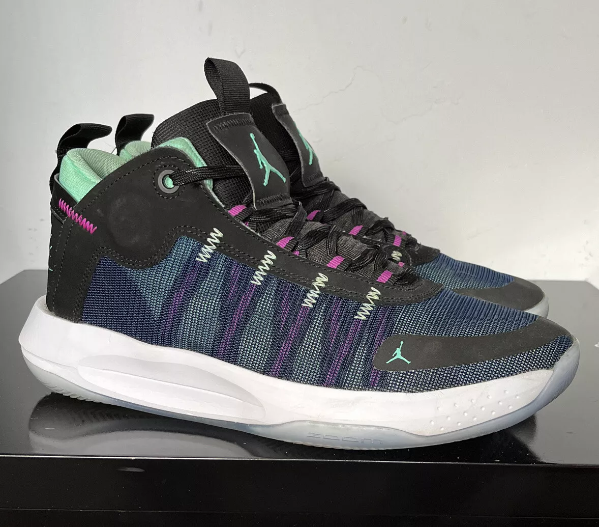Air jordan jumpman 2020 black green glow cheap