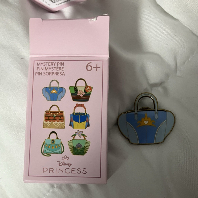 Disney Cinderella Princess Mystery Pin Purse-Shaped Blue with Crown Single