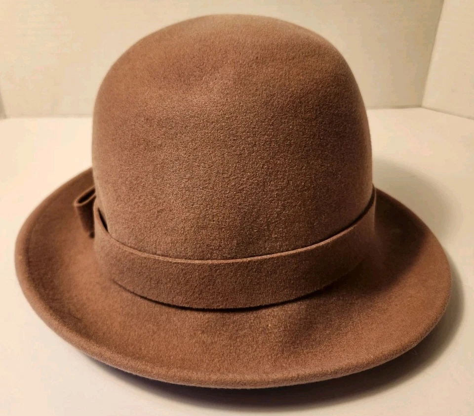 Sombrero Frank Olive 100% Lana Lavanda Estilo Cloche con Borde de Cinta Rosa y Lazo Foto 2 de 4