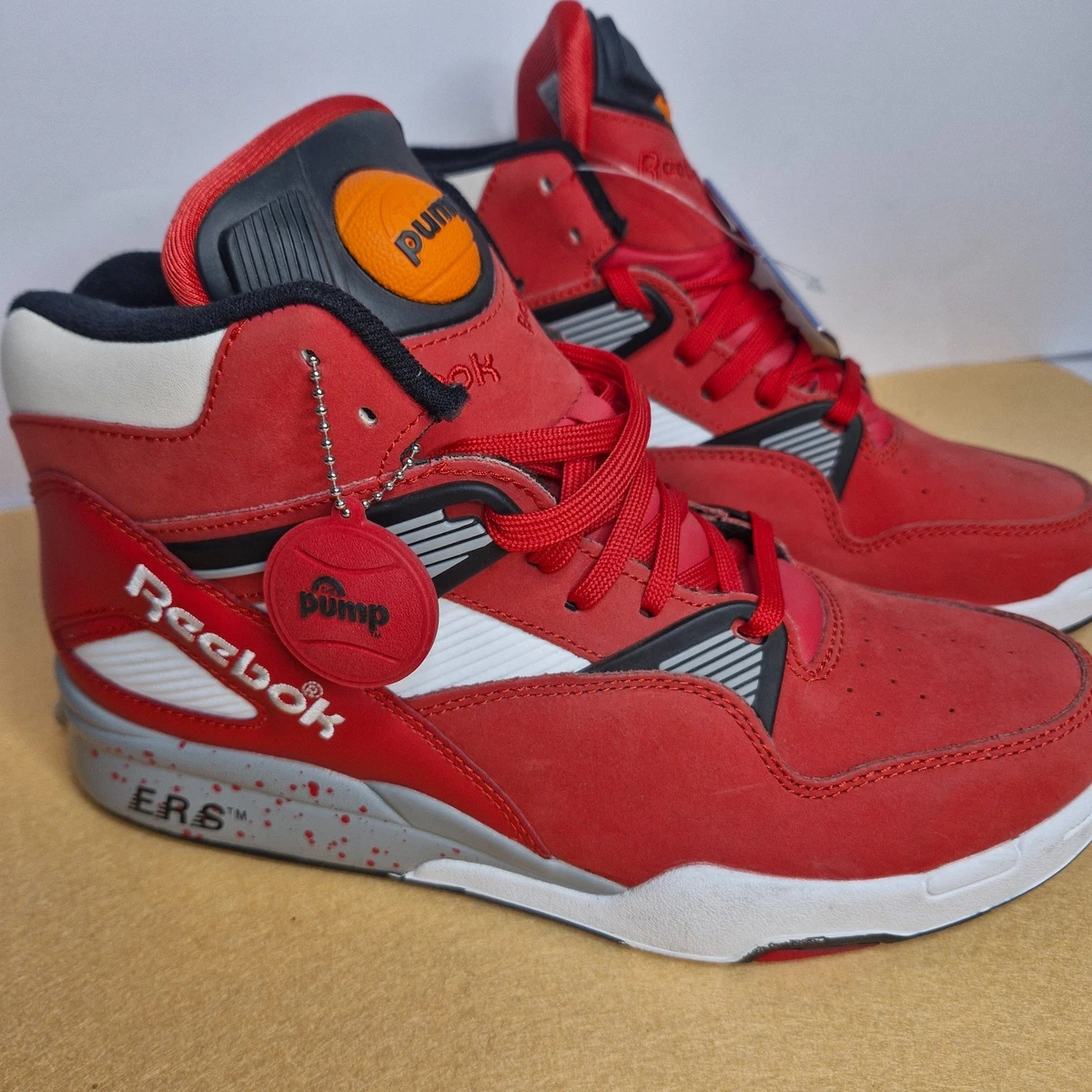 オムオム Preços baixos em Reebok Pump Omni Zone Retro Red Black | eBay