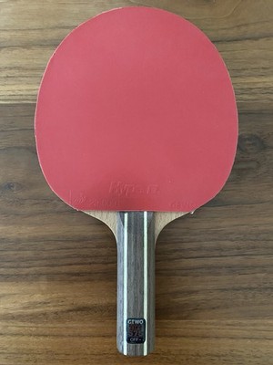 GEWO Balsa 575 OFF-Holz und 2x GEWO Hype EL-Beläge