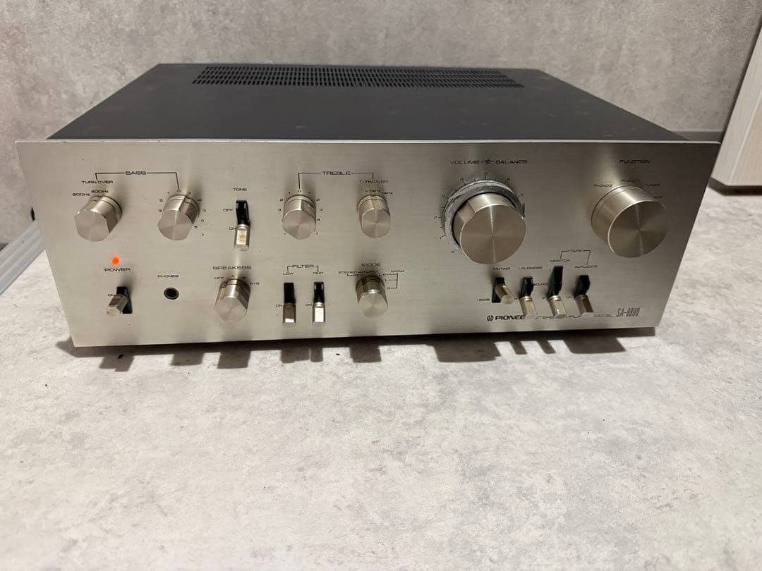 Pioneer SA-8800 Stereo Integrated Amplifier Classic Hi-Fi Silver