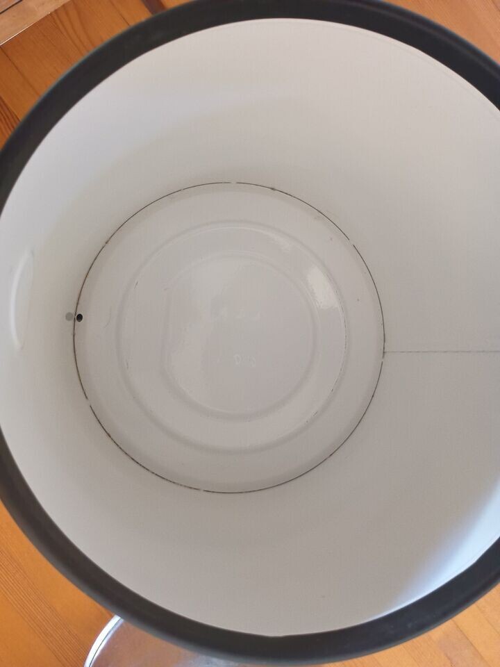 Picture 10 of 13