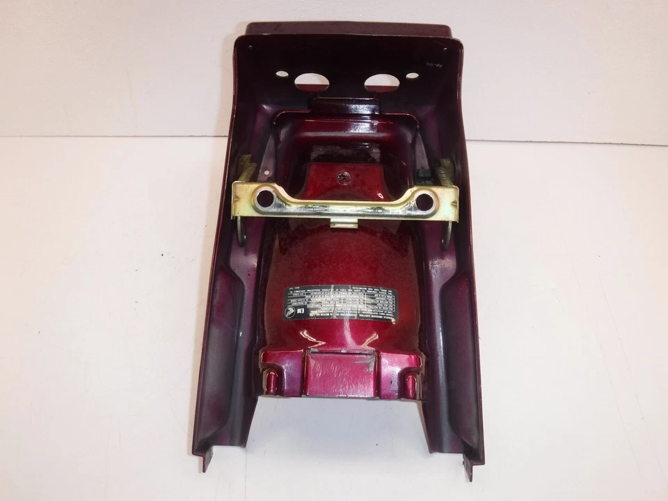 Guardabarros trasero Honda Silver Wing 650 GL650 1983 Interstate Foto 2 de 4