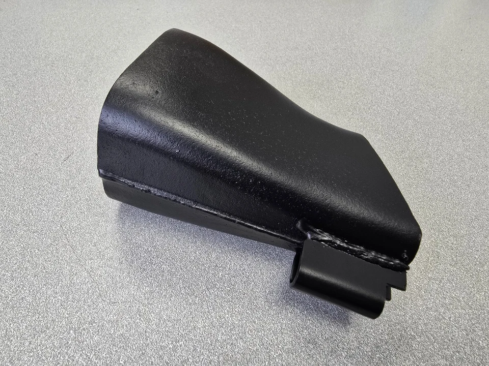 USED ORIGINAL GENUINE PORSCHE 356B 356C 356SC REAR BUMPER EXHAUST FUNNEL #5 - Image 3 of 4