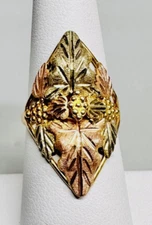Vintage Black Hills Gold 10k Tri Color Gold Leaves and Grapes Elongated Ring