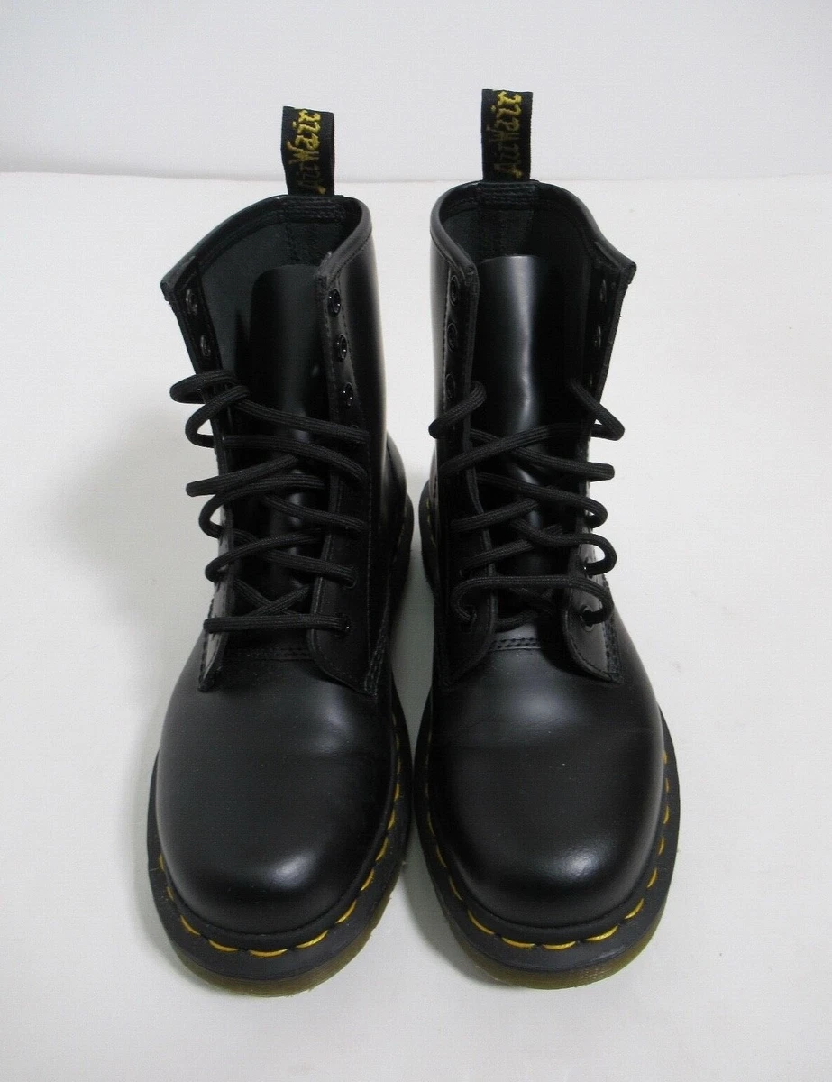 1460 Smooth Leather Lace Up Boots in Black