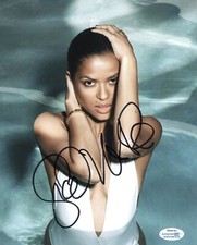 Gugu Mbatha Raw Sexy Autographed Signed 8x10 Photo ACOA 