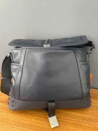 Tod's Italy Blue Leather New Messenger XBMTDSY9200ND6U820 - Picture 11 of 14