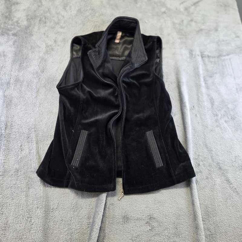 White Stag Vest Women's Size M(8-10) Black Sleeveless Lined High Neck Zip Up