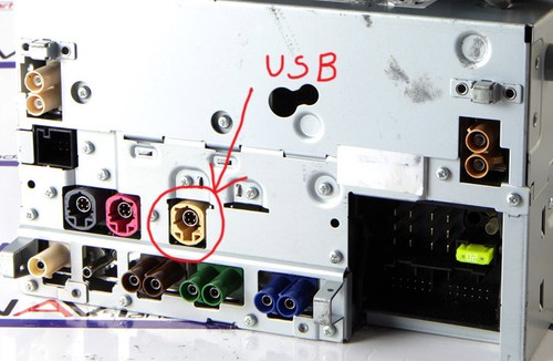 BMW retrofit HSD cable with USB socket dongle CIC and NBT systems LONG 1.5 Meter - Picture 5 of 6