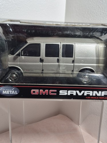 Diecast Promotions GMC Savana Maßstab 1:25 silber - Bild 10 von 10