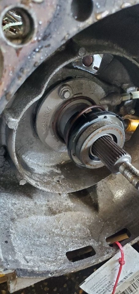 Manual Transmission 5 Speed 3.8L Fits 96-02 CAMARO 1140946 Foto 2 de 4