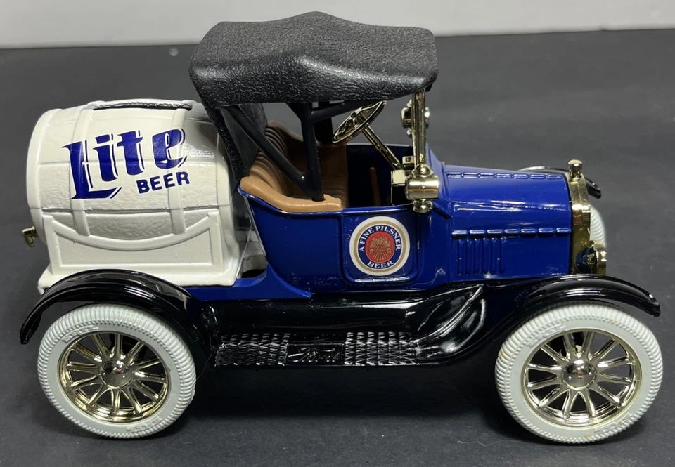 ERTL #9488 1918 Ford Barrel Miller Lite Diecast Metal Car Coin Bank New In Box - Image 3 of 4