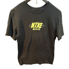 Nike Sportswear Tee Short Sleeve T-Shirt Men's Size Medium Black