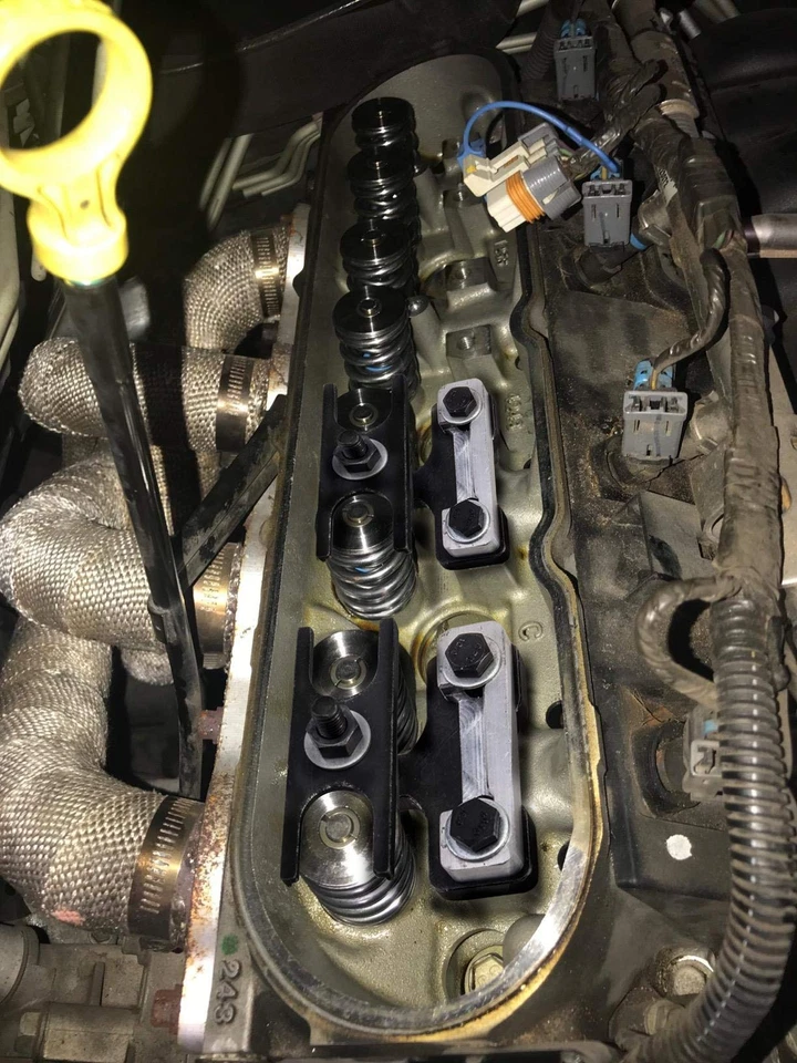 Herramienta compresora de resorte de válvula 67605 LS1 LS2 LS3 para Chevy GM 4.8 5.3 5.7 6.0 6.2 L Foto 2 de 4