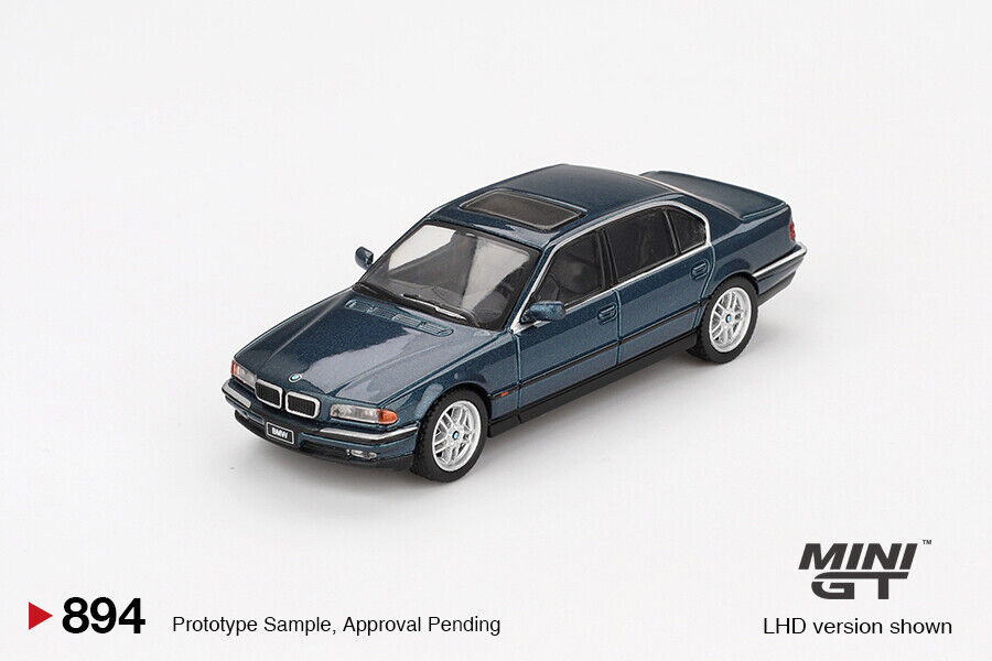 BMW正規品 750iL(E38) 1/24 オリエントブルー ミニカー Pre-order) Mini GT #894 BMW 750IL Sorrento Blue Metallic LHD