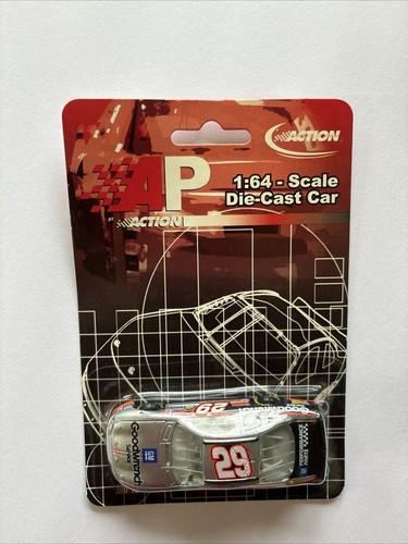 2002 Action 1/64 NASCAR #29 Kevin Harvick Good wrench Chevy Monte Carlo