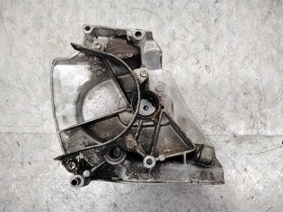 Kawasaki KZ400C 1978 cubierta de cadena de piñón de motor OEM Foto 4 de 4